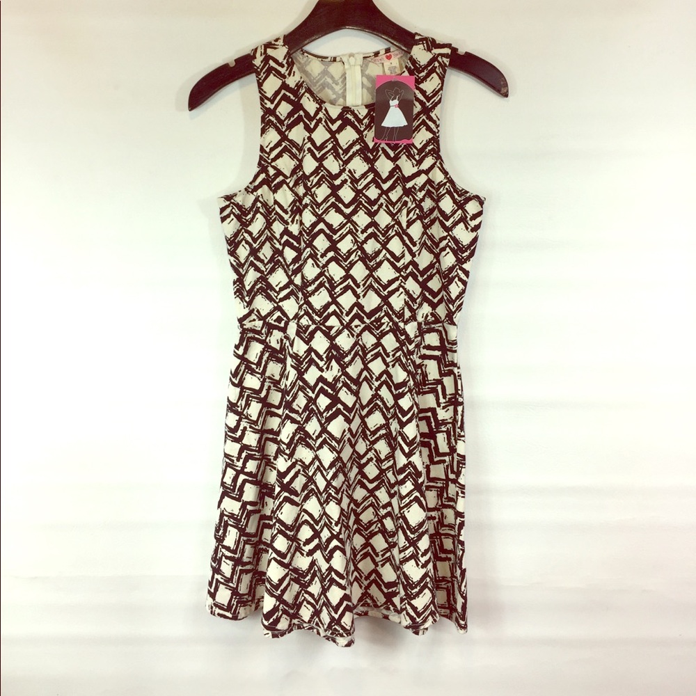 Derek Heart Dress  3-$30🌈